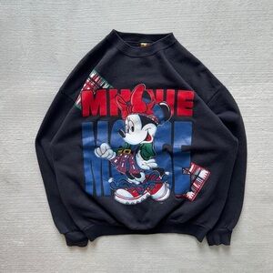Vintage Disney Black Crewneck Mickey/Minnie Mouse Sweater